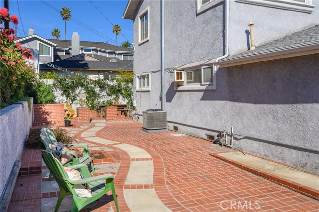 501 Green Lane, Redondo Beach, California 90278, 4 Bedrooms Bedrooms, ,2 BathroomsBathrooms,Residential,Sold,Green Lane,SB20035611