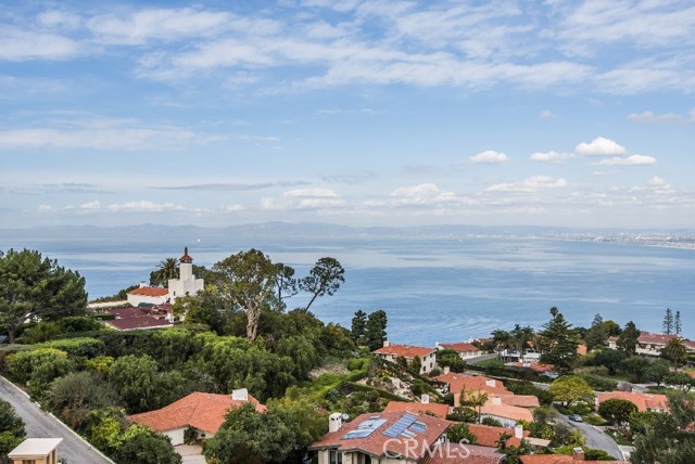 701 Via Somonte, Palos Verdes Estates, California 90274, 2 Bedrooms Bedrooms, ,3 BathroomsBathrooms,Residential,Sold,Via Somonte,PV18051059