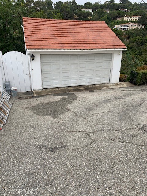 Detached Garage Above Mother-In-Law Unit