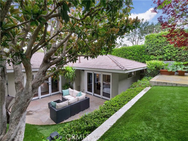 4020 Via Opata, Palos Verdes Estates, California 90274, 2 Bedrooms Bedrooms, ,2 BathroomsBathrooms,Residential,Sold,Via Opata,PV21090532