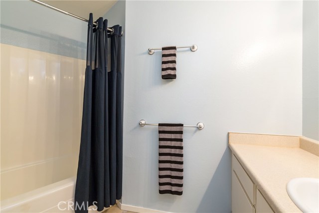 650 The Village, Redondo Beach, California 90277, 2 Bedrooms Bedrooms, ,2 BathroomsBathrooms,Residential,Sold,The Village,SB17108266