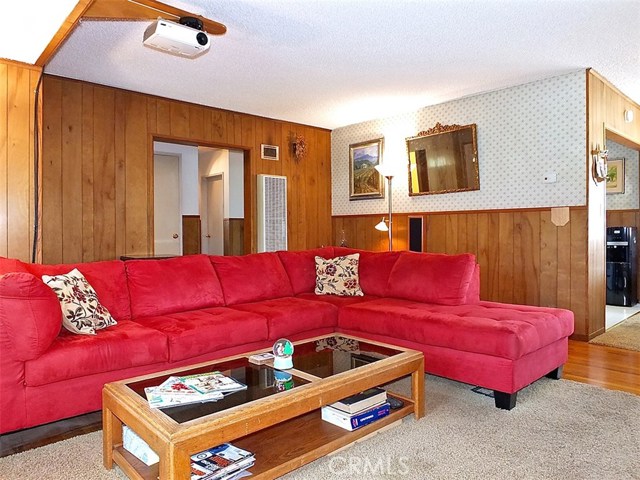 2715 Ralston Lane, Redondo Beach, California 90278, 3 Bedrooms Bedrooms, ,1 BathroomBathrooms,Residential,Sold,Ralston,PV19144228