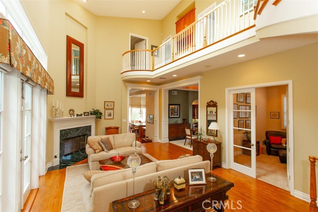 2909 Maple Avenue, Manhattan Beach, California 90266, 5 Bedrooms Bedrooms, ,3 BathroomsBathrooms,Residential,Sold,Maple,SB19265504