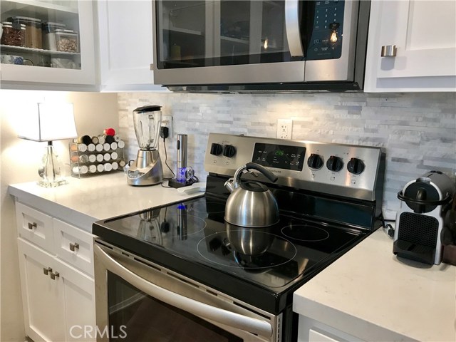 630 The Village, Redondo Beach, California 90277, 1 Bedroom Bedrooms, ,1 BathroomBathrooms,Residential,Sold,The Village,SB20116141