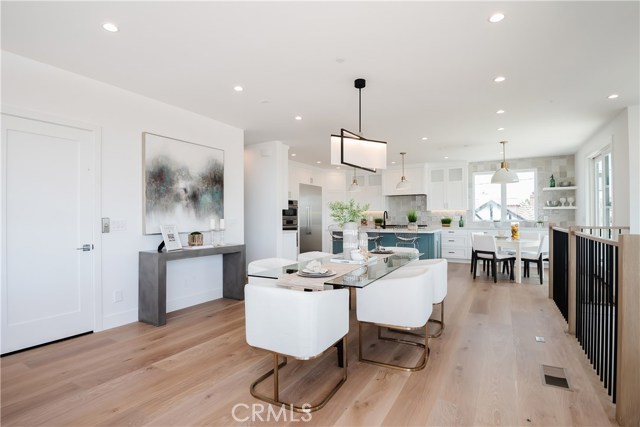 409 30th Street, Manhattan Beach, California 90266, 4 Bedrooms Bedrooms, ,2 BathroomsBathrooms,Residential,Sold,30th,SB20162447
