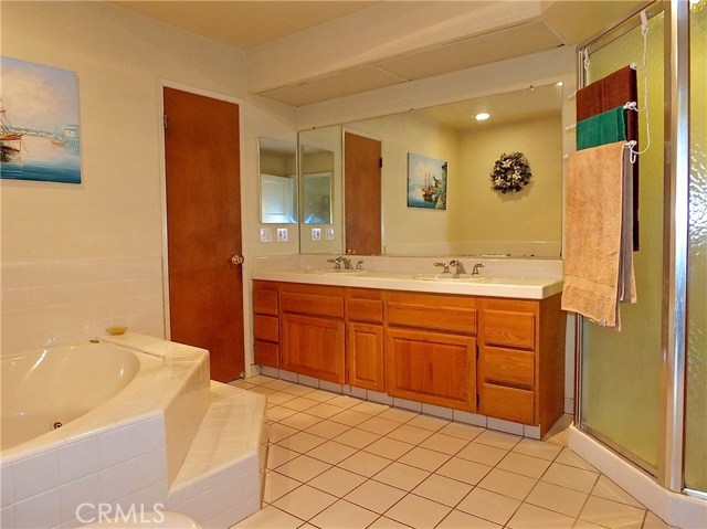 2605 182nd Place, Redondo Beach, California 90278, 2 Bedrooms Bedrooms, ,1 BathroomBathrooms,Residential,Sold,182nd,PW19189131