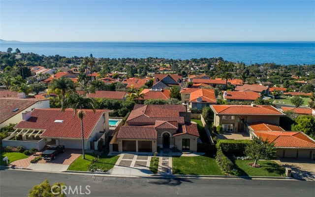 2613 Via Valdes, Palos Verdes Estates, California 90274, 5 Bedrooms Bedrooms, ,4 BathroomsBathrooms,Residential,Sold,Via Valdes,PV17251145