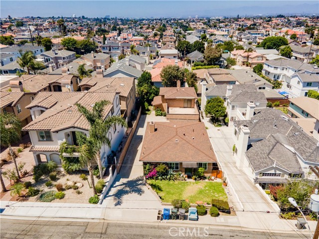 1911 Spreckels Lane, Redondo Beach, California 90278, 6 Bedrooms Bedrooms, ,4 BathroomsBathrooms,Residential,Sold,Spreckels,PV21156174