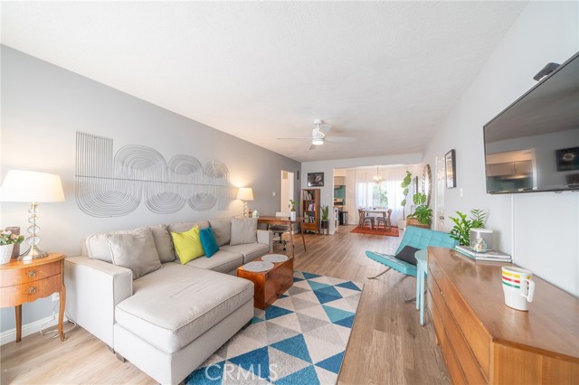 1 Bed Home for Sale in Los Feliz, California