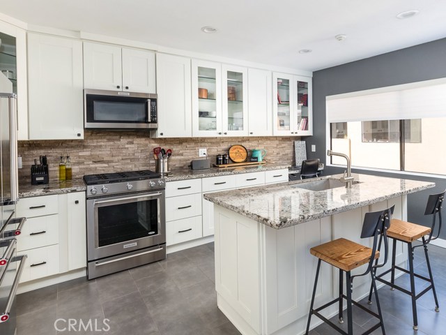 1923 Marshallfield Lane, Redondo Beach, California 90278, 3 Bedrooms Bedrooms, ,2 BathroomsBathrooms,Residential,Sold,Marshallfield,SB20084915