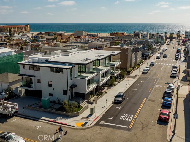 226 2nd Street, Hermosa Beach, California 90254, 5 Bedrooms Bedrooms, ,1 BathroomBathrooms,Residential,Sold,2nd Street,SB19158214