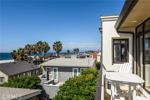 120 5th Street, Manhattan Beach, California 90266, 4 Bedrooms Bedrooms, ,4 BathroomsBathrooms,Residential,Sold,5th,SB19010545