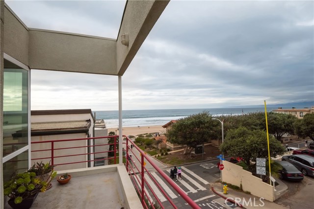 116 26th Street, Manhattan Beach, California 90266, 2 Bedrooms Bedrooms, ,2 BathroomsBathrooms,Residential,Sold,26th,SB21017134