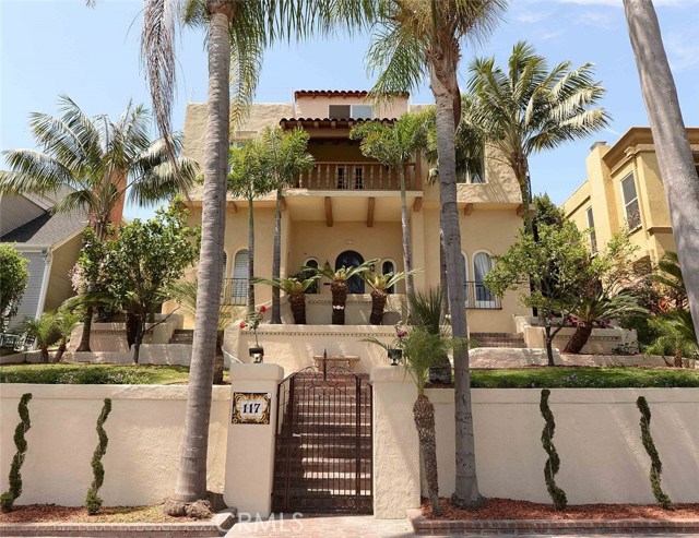 Photo of 117 Belmont Avenue, Long Beach, CA 90803