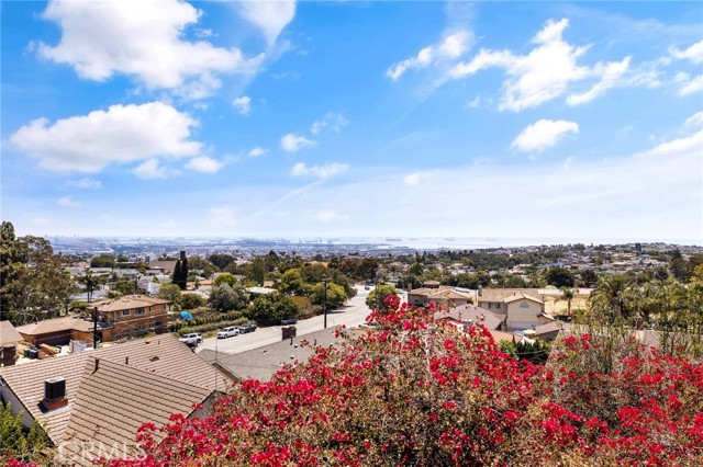 2050 Suana Drive, Rancho Palos Verdes, California 90275, 3 Bedrooms Bedrooms, ,2 BathroomsBathrooms,Residential,Sold,Suana,PW21144853