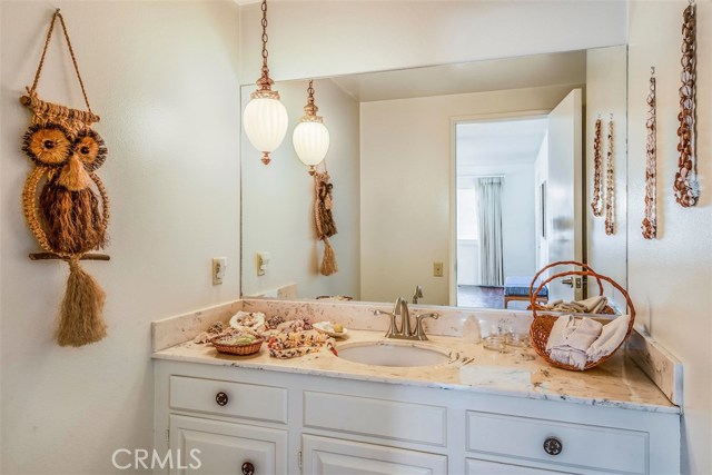 27105 Diamondhead Lane, Rancho Palos Verdes, California 90275, 4 Bedrooms Bedrooms, ,2 BathroomsBathrooms,Residential,Sold,Diamondhead,PV18271354