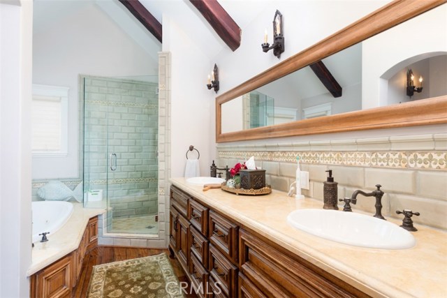 755 31st Street, Manhattan Beach, California 90266, 4 Bedrooms Bedrooms, ,4 BathroomsBathrooms,Residential,Sold,31st,SB19068029