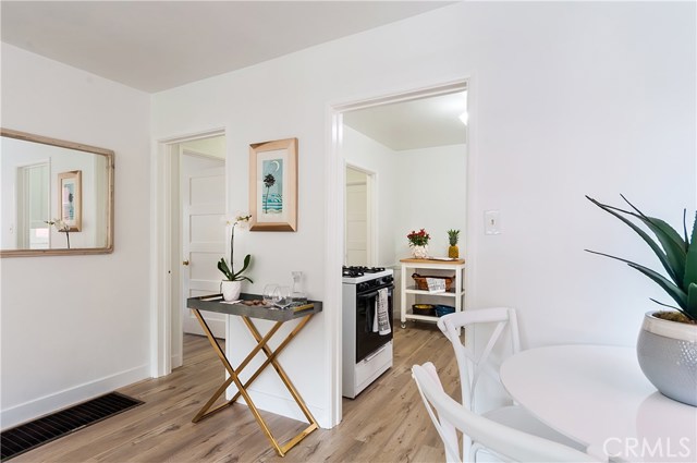 1208 Ardmore Avenue, Manhattan Beach, California 90266, 2 Bedrooms Bedrooms, ,1 BathroomBathrooms,Residential,Sold,Ardmore,SB20205750