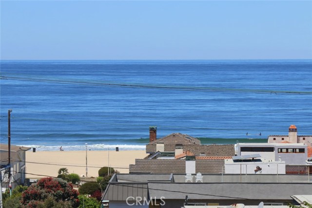 1818 Manhattan Avenue, Hermosa Beach, California 90254, 4 Bedrooms Bedrooms, ,2 BathroomsBathrooms,Residential,Sold,Manhattan,SB20111393