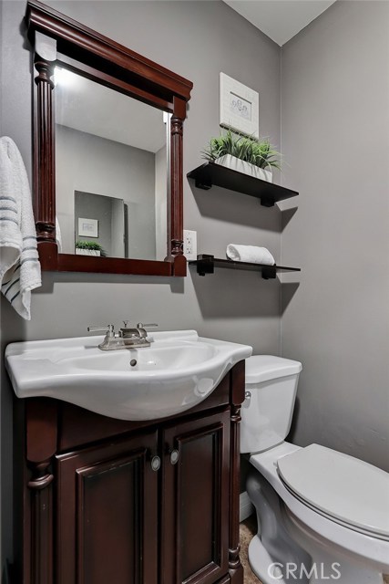 1108 Camino Real, Redondo Beach, California 90277, 3 Bedrooms Bedrooms, ,1 BathroomBathrooms,Residential,Sold,Camino Real,SB20124085