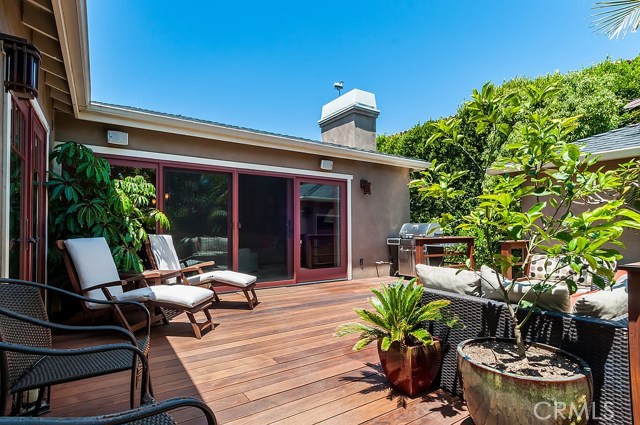 1608 Faymont Avenue, Manhattan Beach, California 90266, 3 Bedrooms Bedrooms, ,1 BathroomBathrooms,Residential,Sold,Faymont,SB17110962