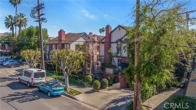 2 Bed Home for Sale in Valley Village, California