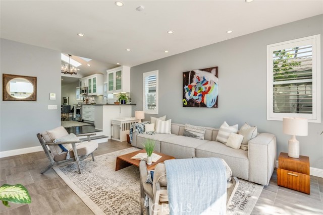 2305 Oak Avenue, Manhattan Beach, California 90266, 3 Bedrooms Bedrooms, ,2 BathroomsBathrooms,Residential,Sold,Oak,PW21077837