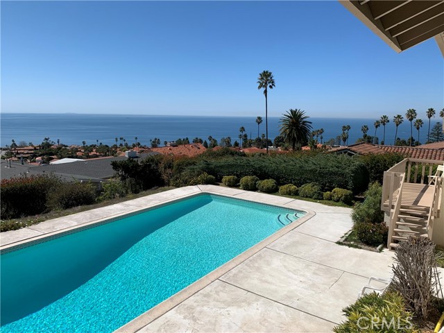 6452 Chartres Drive, Rancho Palos Verdes, California 90275, 4 Bedrooms Bedrooms, ,3 BathroomsBathrooms,Residential,Sold,Chartres,PV21035441