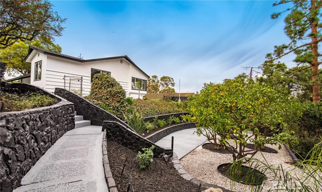 2 Gaucho Drive, Rolling Hills Estates, California 90274, 4 Bedrooms Bedrooms, ,2 BathroomsBathrooms,Residential,Sold,Gaucho,SB21008420