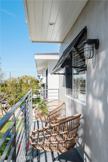 3520 Walnut Avenue, Manhattan Beach, California 90266, 3 Bedrooms Bedrooms, ,2 BathroomsBathrooms,Residential,Sold,Walnut,SB21036889