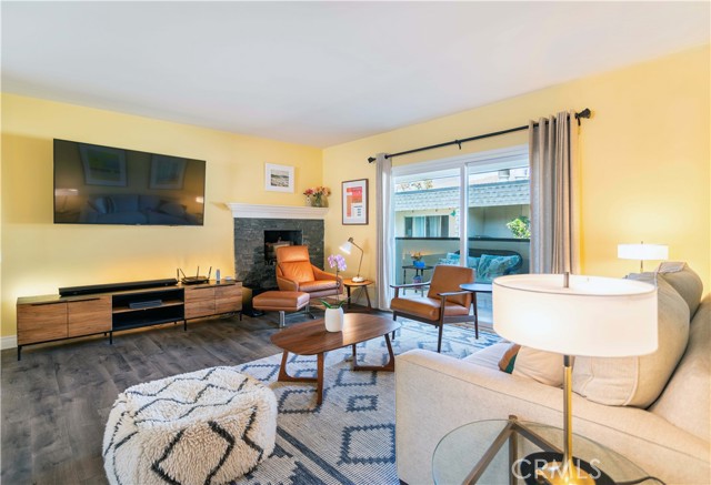 2604 Gates Avenue, Redondo Beach, California 90278, 3 Bedrooms Bedrooms, ,2 BathroomsBathrooms,Residential,Sold,Gates,SB21122281