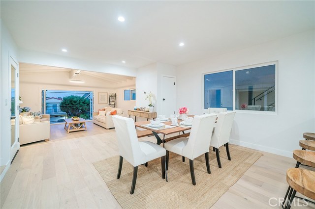 1815 Stanford Avenue, Redondo Beach, California 90278, 3 Bedrooms Bedrooms, ,3 BathroomsBathrooms,Residential,Sold,Stanford,TR20070505