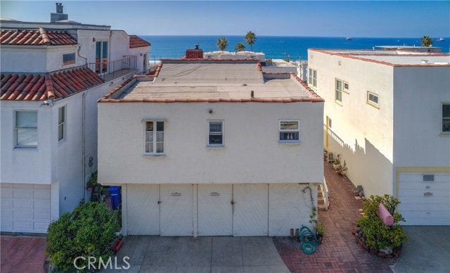 3905 Crest Drive, Manhattan Beach, California 90266, 4 Bedrooms Bedrooms, ,Residential,Sold,Crest,SB18266979