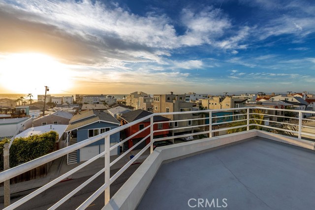 Private Rooftop Deck with panoramic ocean & sunset views