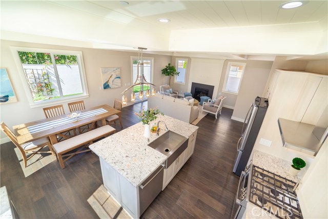 2309 Clark Lane, Redondo Beach, California 90278, 4 Bedrooms Bedrooms, ,2 BathroomsBathrooms,Residential,Sold,Clark,SB18033633