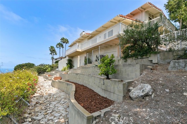 1108 Via Goleta, Palos Verdes Estates, California 90274, 5 Bedrooms Bedrooms, ,2 BathroomsBathrooms,Residential,Sold,Via Goleta,PV21150800