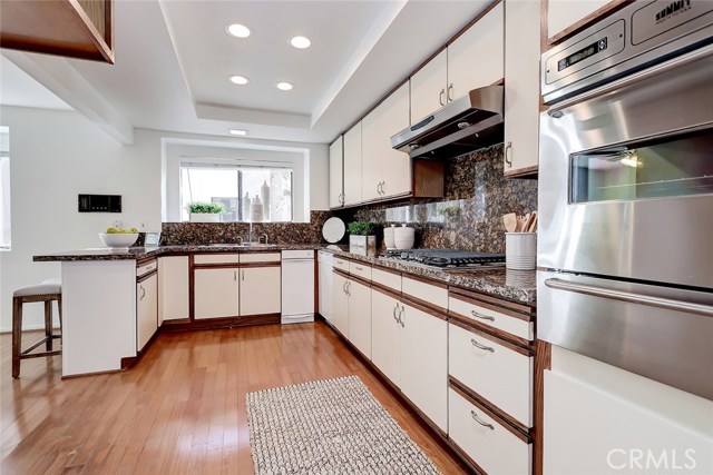 2501 Grant Avenue, Redondo Beach, California 90278, 3 Bedrooms Bedrooms, ,2 BathroomsBathrooms,Residential,Sold,Grant,SB20031815