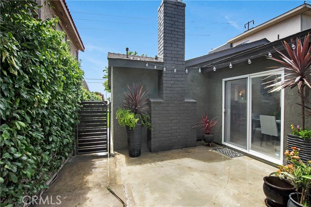 326 Prospect Avenue, Redondo Beach, California 90277, 3 Bedrooms Bedrooms, ,2 BathroomsBathrooms,Residential,Sold,Prospect,SB19130167