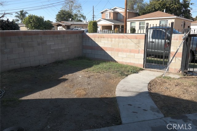 2 Bed Home for Sale in Compton, California