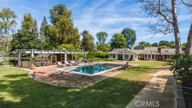 10 Johns Canyon Road, Rolling Hills, California 90274, 7 Bedrooms Bedrooms, ,8 BathroomsBathrooms,Residential,Sold,Johns Canyon,PV17051663