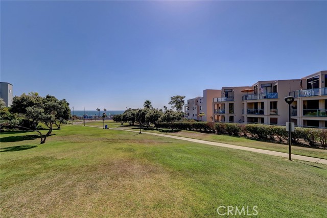 140 The Village, Redondo Beach, California 90277, 2 Bedrooms Bedrooms, ,2 BathroomsBathrooms,Residential,Sold,The Village,SB21160214