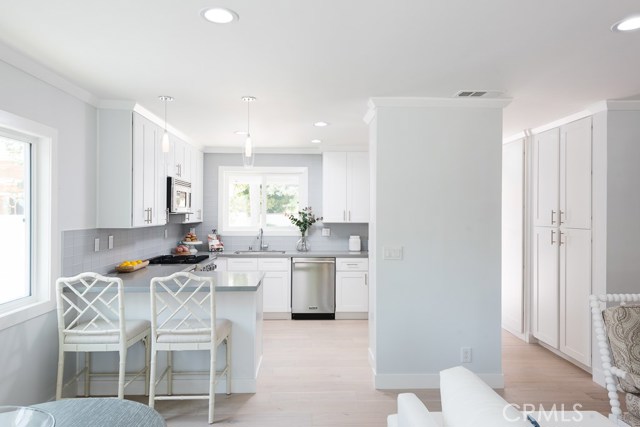 1505 Manzanita Lane, Manhattan Beach, California 90266, 3 Bedrooms Bedrooms, ,1 BathroomBathrooms,Residential,Sold,Manzanita,SB18167914