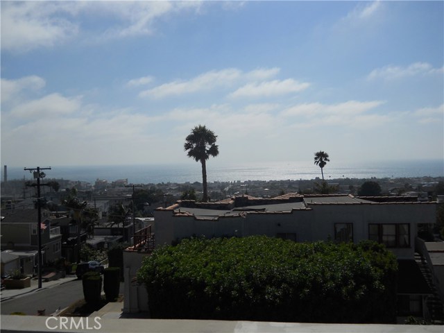 1235 2nd Street, Hermosa Beach, California 90254, 4 Bedrooms Bedrooms, ,4 BathroomsBathrooms,Residential,Sold,2nd,SB17185212