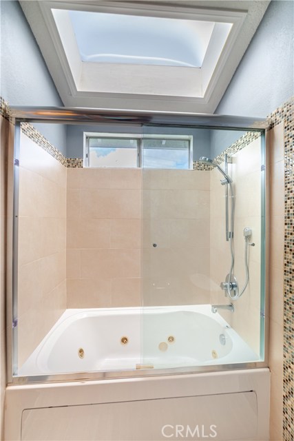 2421 Vanderbilt Lane, Redondo Beach, California 90278, 3 Bedrooms Bedrooms, ,2 BathroomsBathrooms,Residential,Sold,Vanderbilt,SB20064087