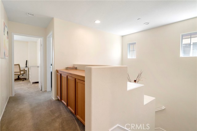 Detail Gallery Image 12 of 26 For 3387 Nimes Ln, Riverside,  CA 92503 - 4 Beds | 2/1 Baths