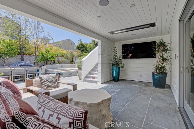 524 14th Street, Manhattan Beach, California 90266, 4 Bedrooms Bedrooms, ,3 BathroomsBathrooms,Residential,Sold,14th,SB19119459