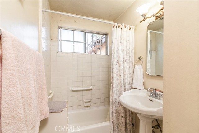 3 Bed Home for Sale in Compton, California