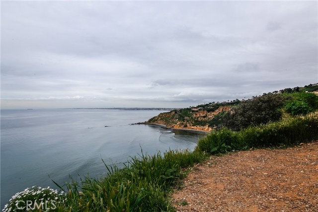 2337 Palos Verdes Drive, Palos Verdes Estates, California 90274, 2 Bedrooms Bedrooms, ,2 BathroomsBathrooms,Residential,Sold,Palos Verdes,SB17058095