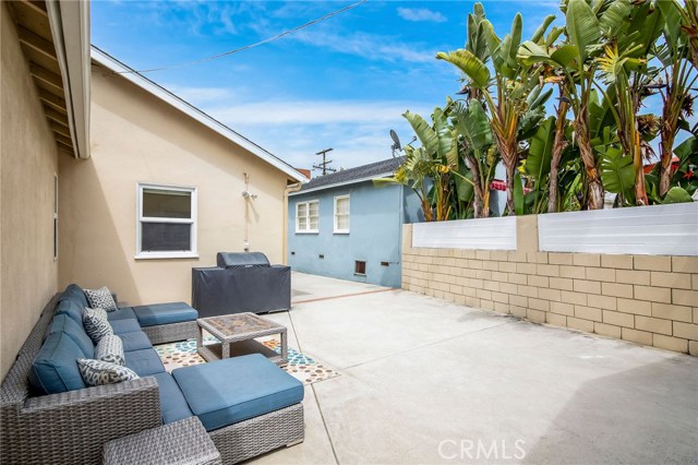 719 Maria Avenue, Redondo Beach, California 90277, 3 Bedrooms Bedrooms, ,2 BathroomsBathrooms,Residential,Sold,Maria,SB19111857