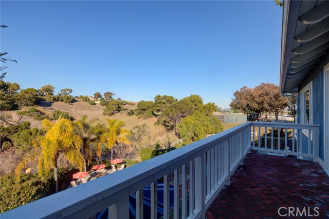 58 Hidden Valley Road, Rolling Hills Estates, California 90274, 6 Bedrooms Bedrooms, ,5 BathroomsBathrooms,Residential,Sold,Hidden Valley,SB21026059